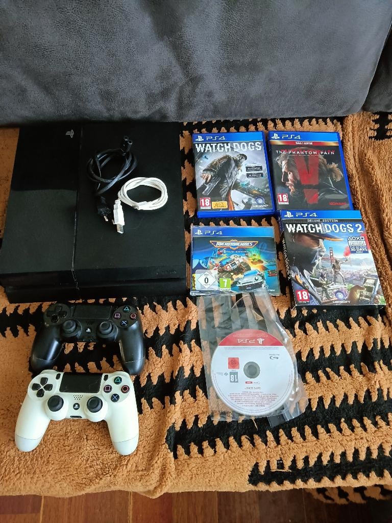 PS4 spellen, Spelcomputers en Games, Ophalen, Gebruikt, Met 2 controllers, Slim