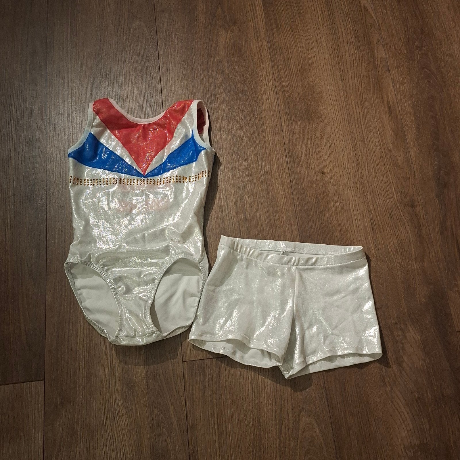 turnpakje + broekje, Kindermaat 122 t/m 140, Ophalen, Zo goed als nieuw, Turnpak(je)