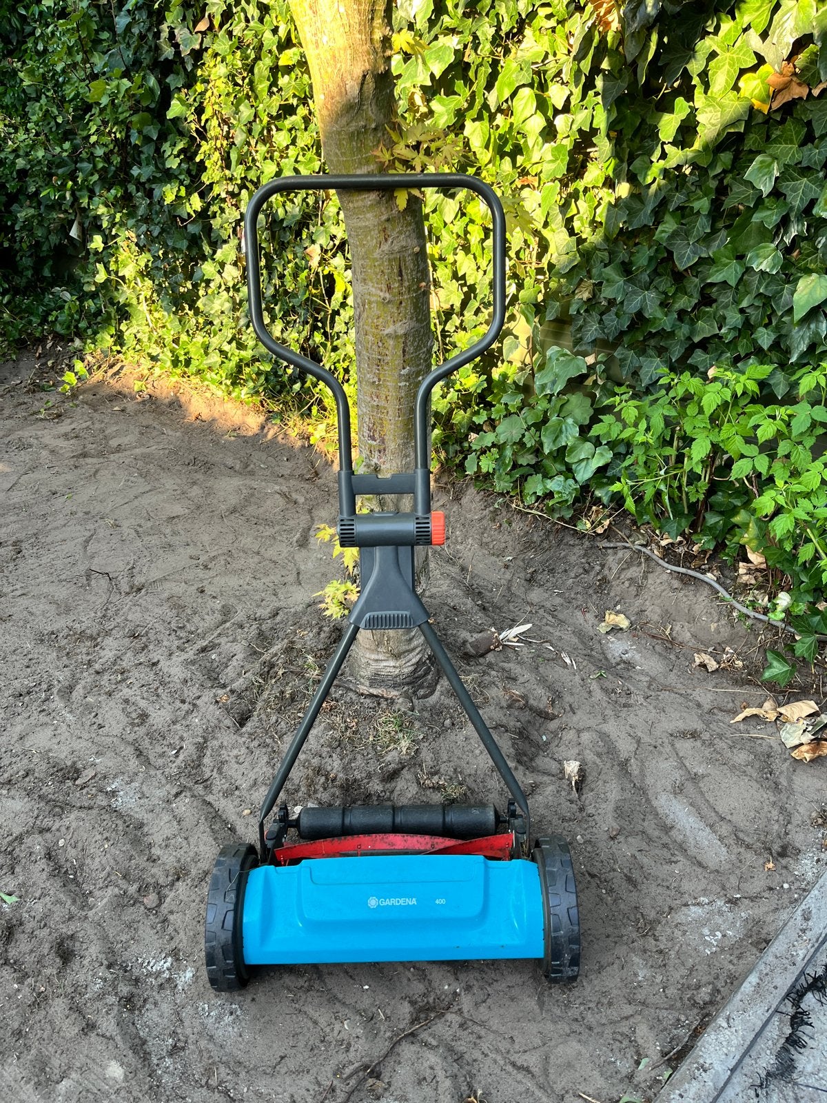 Gardena Handgrasmaaier 400 - Perfect voor kleine tuinen, Tuin en Terras, Grasmaaiers, Ophalen, Gebruikt, Handgrasmaaier, 40 t/m 49 cm