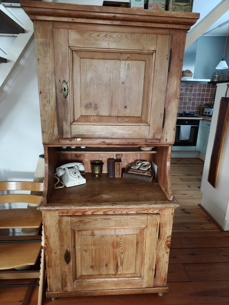 Antiek grenen ( boeken / buffet) kast, Ophalen