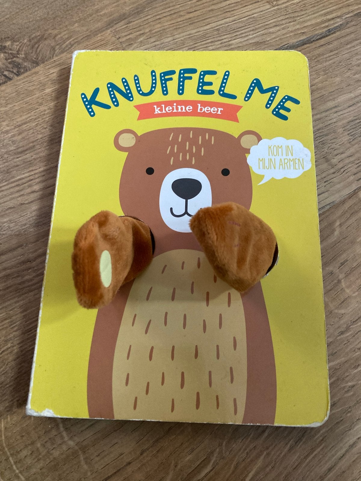 Knuffel Me Kleine Beer - Interactief Voorleesboek, Fictie algemeen, Jongen of Meisje, Ophalen of Verzenden, Zo goed als nieuw