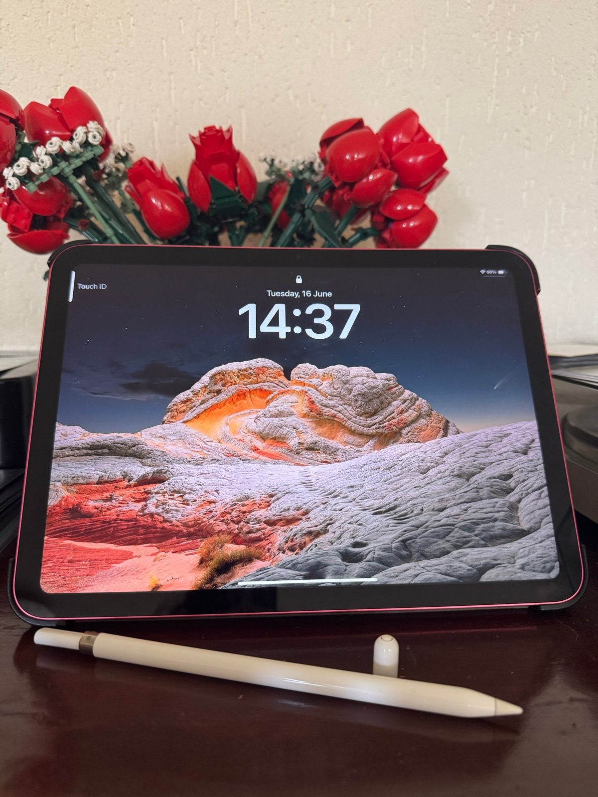 Apple iPad (10e generatie) 64GB Roze met hoes, 10 inch, Rose Goud, Apple iPad, Ophalen of Verzenden