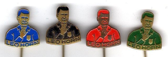 4 speldjes LEO HORN SCHEIDSRECHTER VOETBAL (A8), Ophalen of Verzenden, Zo goed als nieuw, Overige onderwerpen
