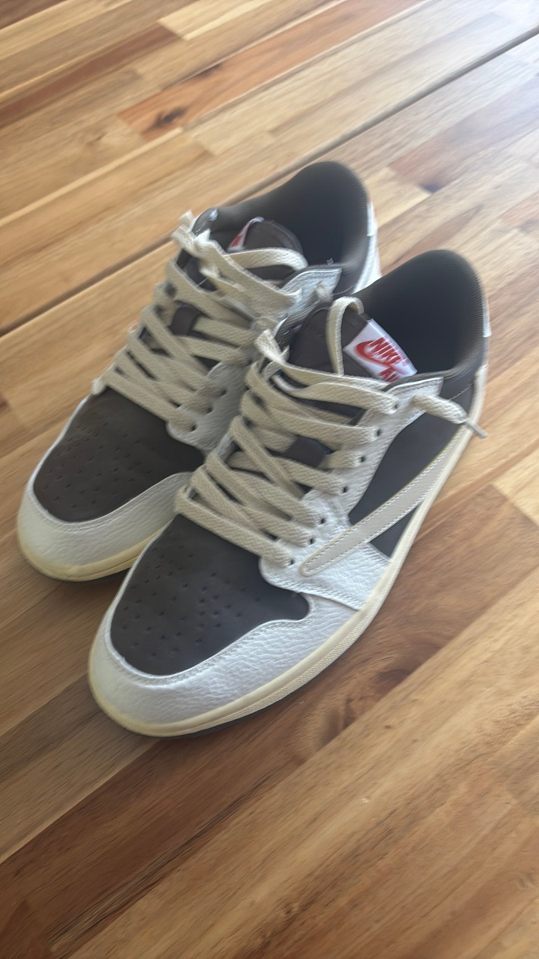 Nike air jordan gymp nieuw 42, Bruin, Ophalen of Verzenden, Sneakers of Gympen, Zo goed als nieuw