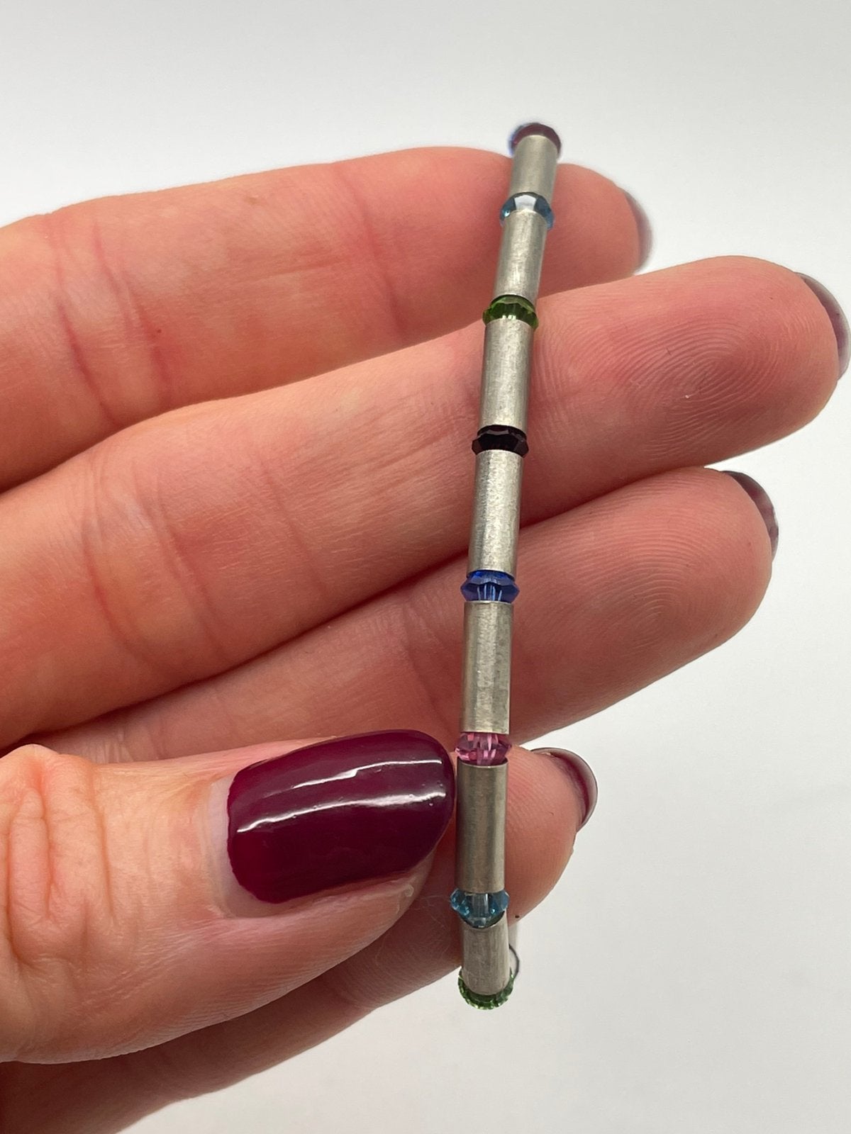 F964 Prachtige zilveren staafjes armband met gekleurde delen, Ophalen of Verzenden, Zilver, Armband