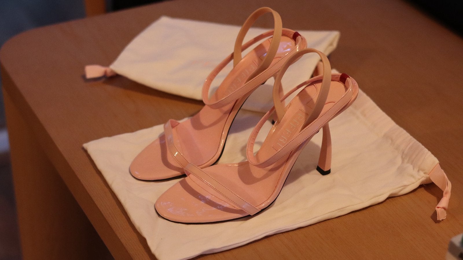 RARE Piferi Fantasia 100 Pink Heels (Vegan), Kleding | Dames, Schoenen, Zo goed als nieuw, Roze, Sandalen of Muiltjes, Ophalen of Verzenden