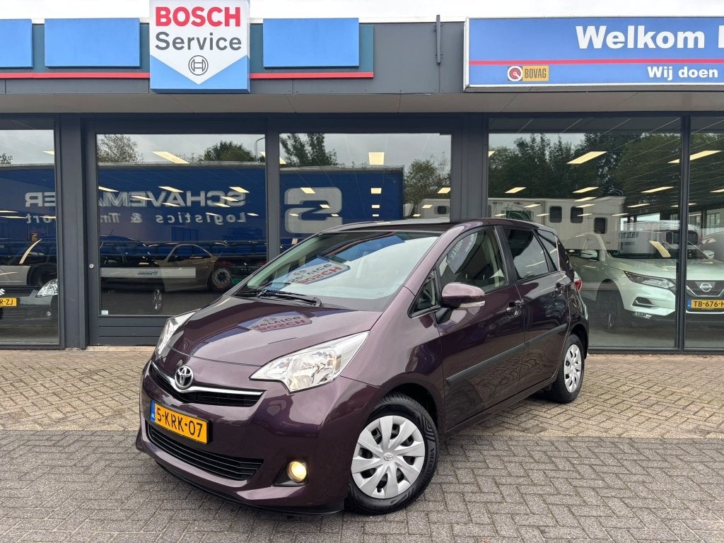Toyota Verso-S 1.3 VVT-i Aspiration automaat Full options Nl, Auto's, Automaat, Euro 5, Gebruikt, Bedrijf