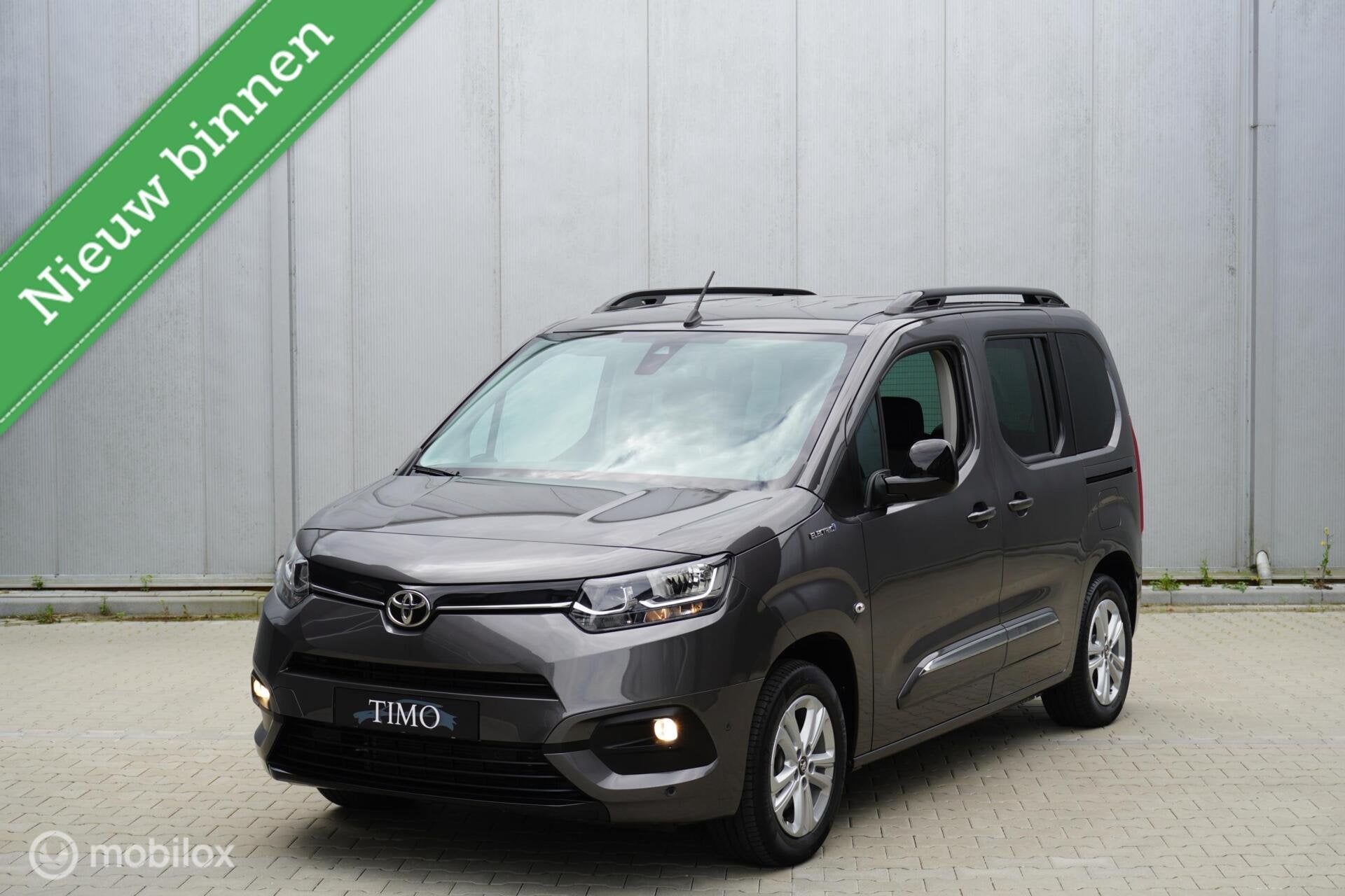 Toyota PROACE CITY Verso Electric 2023 19.117 KM!, Auto's, Toyota, Automaat, 136 pk, Gebruikt, 750 kg