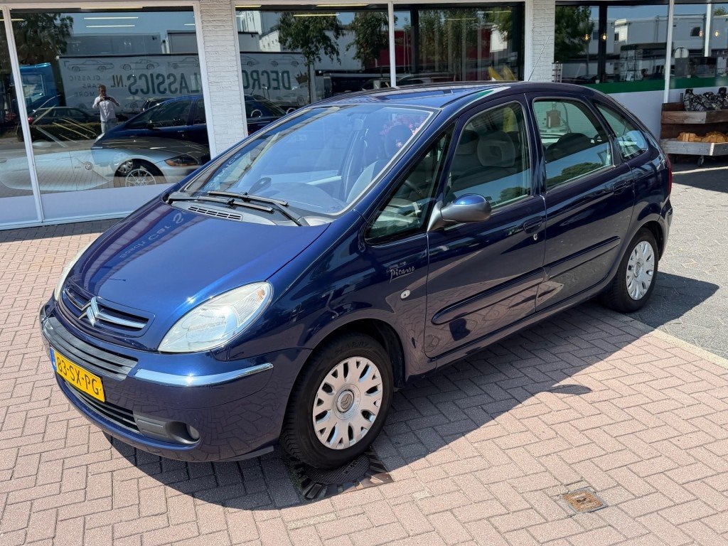 Citroen XSARA 2.0i 16V ATTRACTION Automaat NL auto APK 03-20, 136 pk, 4 cilinders, 700 kg, Blauw