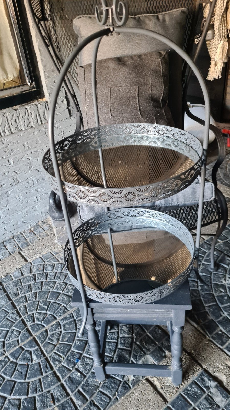 Decoratieve etagère met spiegelbladen, Ophalen of Verzenden, Zo goed als nieuw, Grijs, Metaal