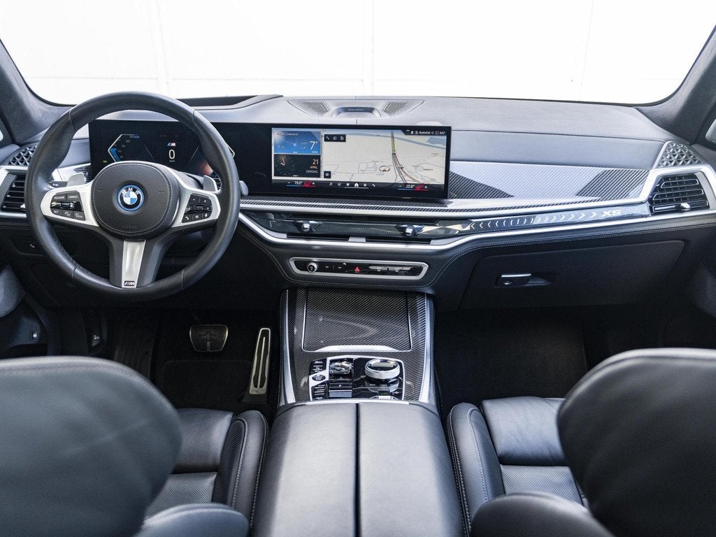 BMW X5 xDrive50e | M Sportpakket Pro | Innovation Pack | Com, Auto's, BMW, Gebruikt, 2395 kg, Met garantie (alle), Parkeerassistent
