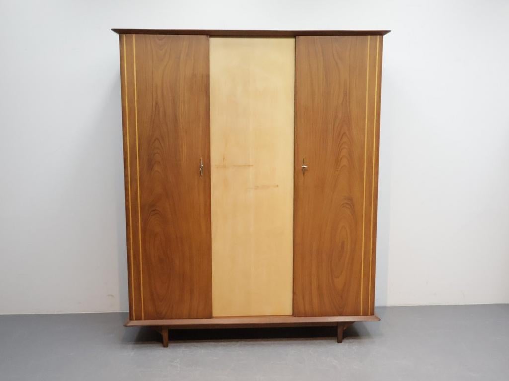 Vintage kledingkast | 3 deurs | Duotone, Ophalen, Met deur(en), Gebruikt, 100 tot 150 cm