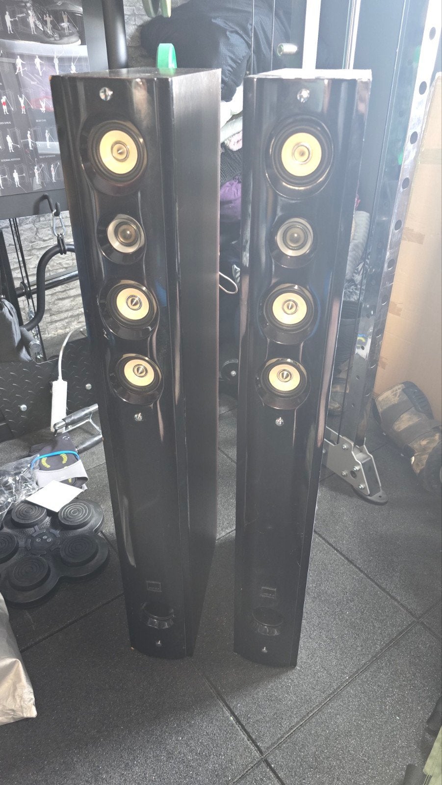 Koda D92F vloerstaande speakers - Gebruikt, Audio, Tv en Foto, Luidsprekers, Gebruikt, Minder dan 60 watt, Front, Rear of Stereo speakers