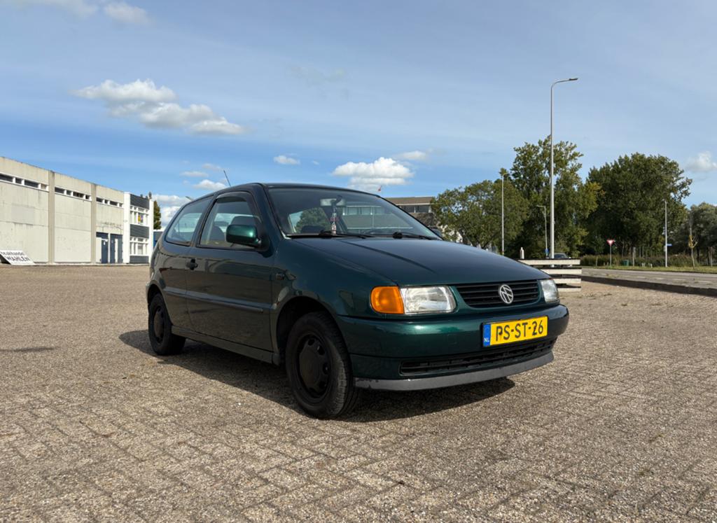 Volkswagen Polo 1.4 44KW 1996 Groen, Voorwielaandrijving, 450 kg, 31 €/maand, 4 cilinders