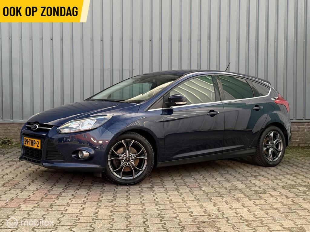 Ford Focus 1.6 Titanium | Climate | PDC | TH | Navi, Stof, Zwart, 4 cilinders, 150 pk