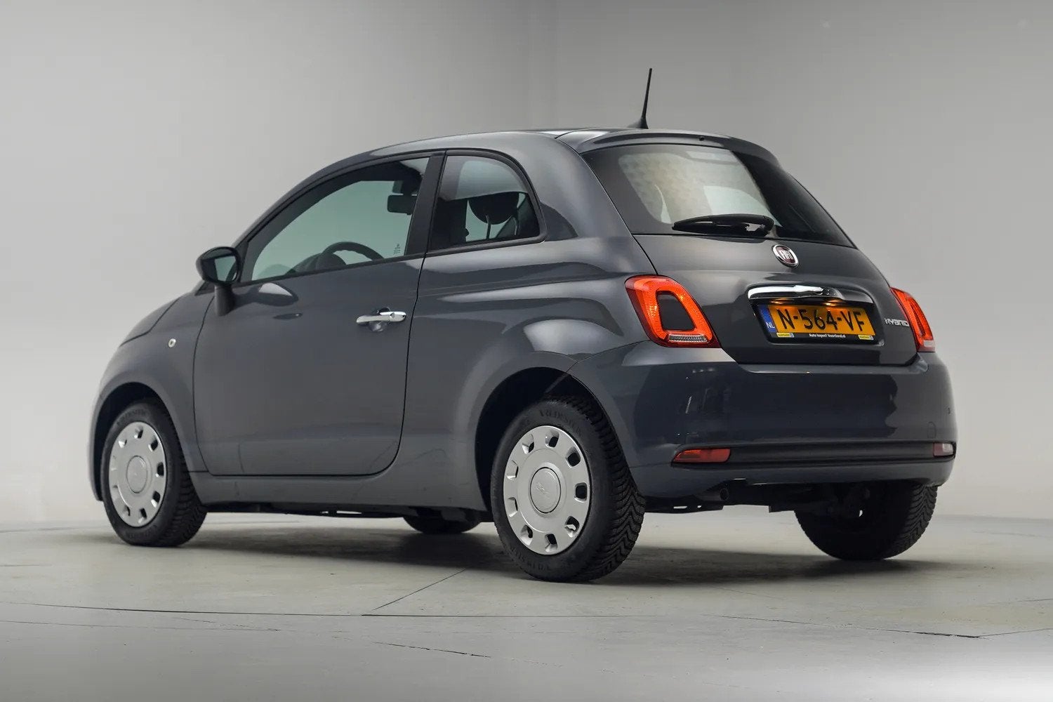 Fiat 500 1.0 Hybrid Cult [ Airco DAB Bluetooth ] (bj 2022), 21 km/l, 4 stoelen, Origineel Nederlands, Bedrijf