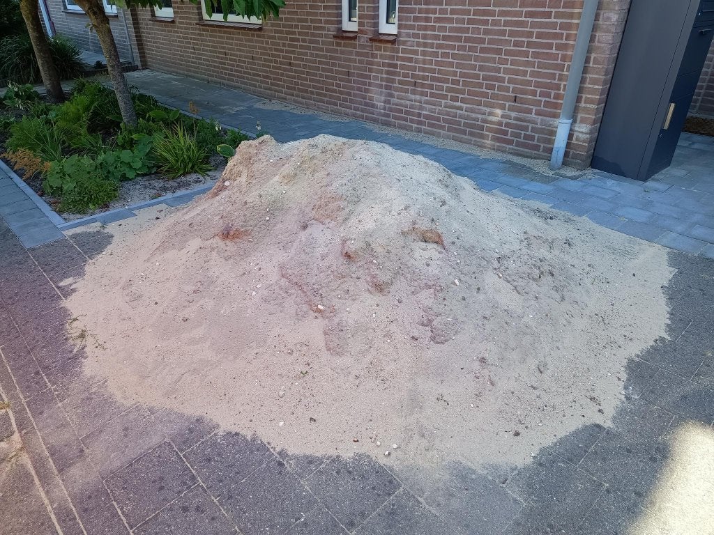 Straatzand / ophoogzand gratis op te halen, Ophalen, Straatzand