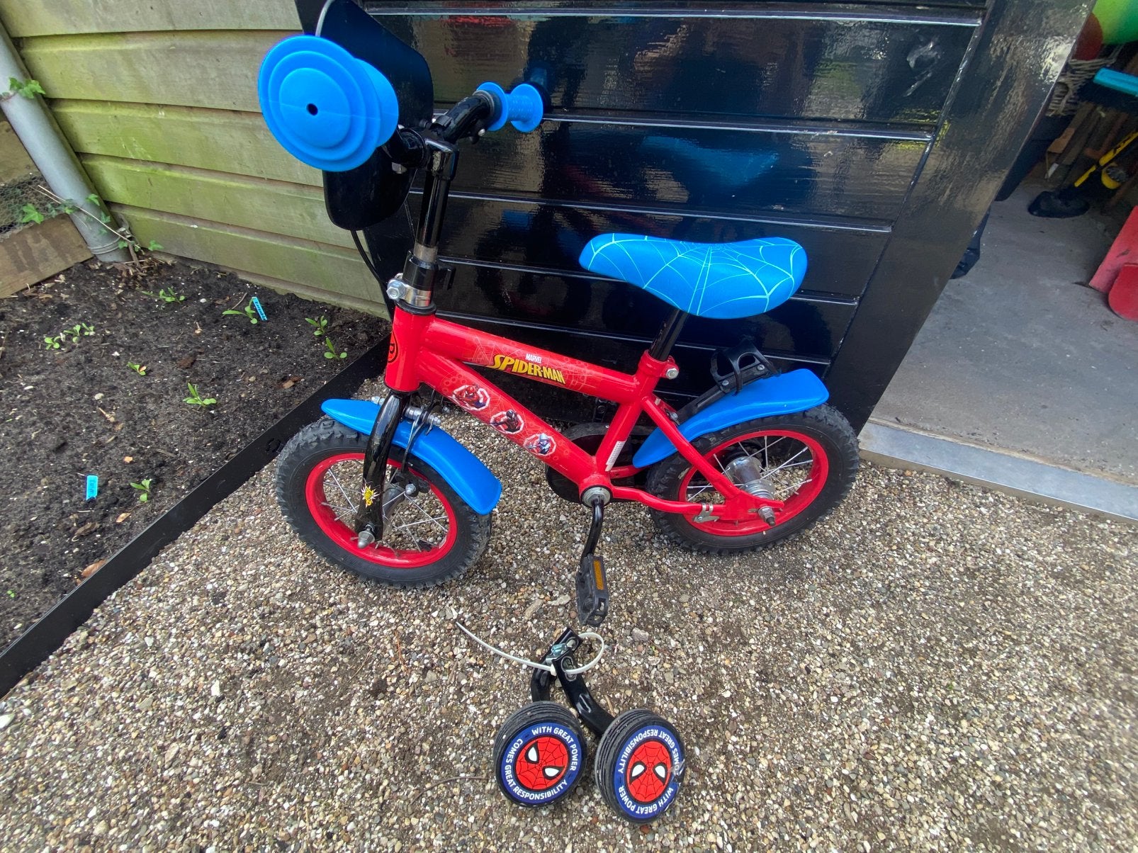 Spiderman Kinderfiets met zijwieltjes - Rood/Blauw, Fietsen en Brommers, Fietsen | Kinderfietsjes, Ophalen, Terugtraprem, Zijwieltjes