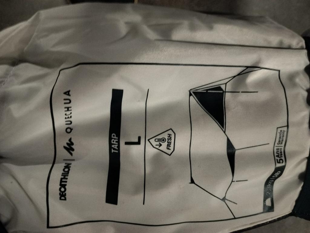 Decathlon Quechua Tarp L - 1 keer gebruikt, Caravans en Kamperen, Tenten, Ophalen, Nieuw, Tot en met 2