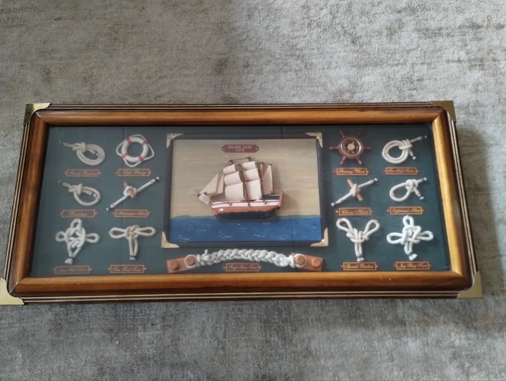 Maritiem Knopenbord met Galjoen Golden Hind 1578, Ophalen of Verzenden, Hout