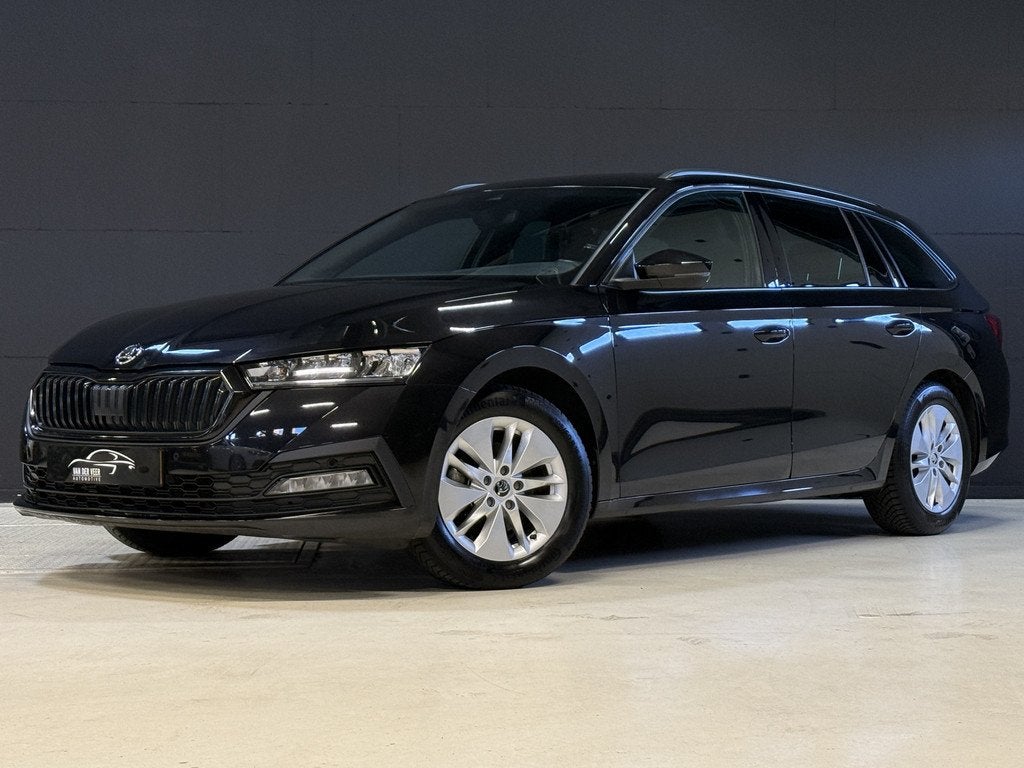 Skoda Octavia Combi 1.0 TSI Sport Business | Apple Carplay |, Voorwielaandrijving, Stof, Gebruikt, Zwart
