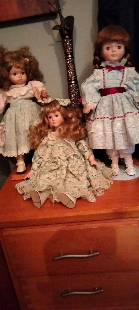 4 porseleinen poppen  in 1 koop, Verzamelen, Poppen, Ophalen, Zo goed als nieuw, Pop