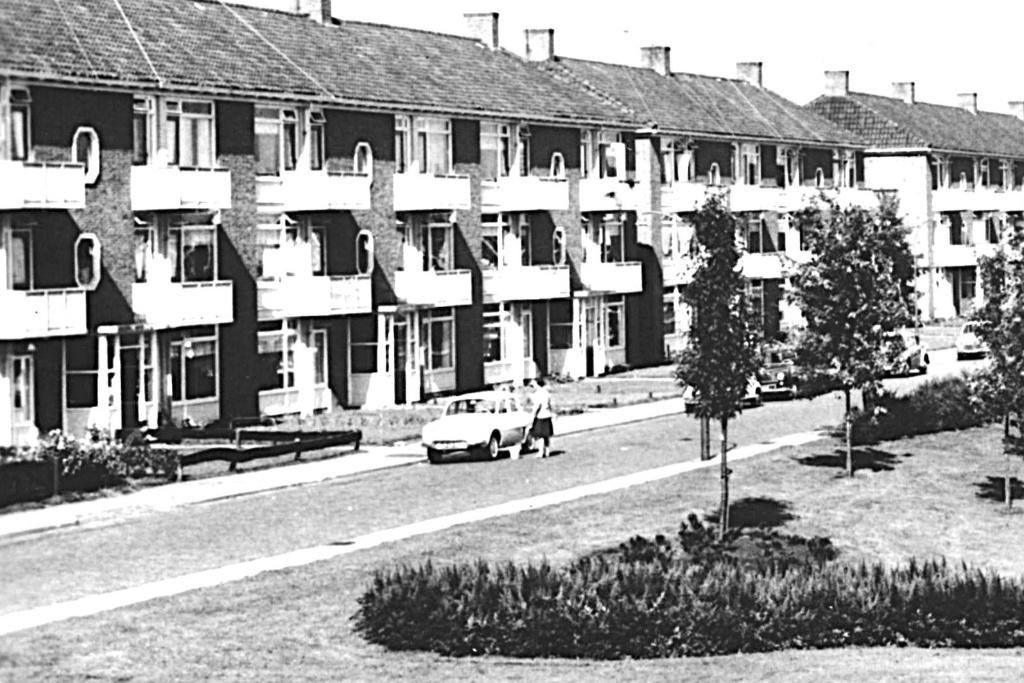 948365 Assen 1971 Drenthe Wederopbouw Oosterpark Gelopen, Ophalen of Verzenden, 1960 tot 1980, Gelopen, Drenthe