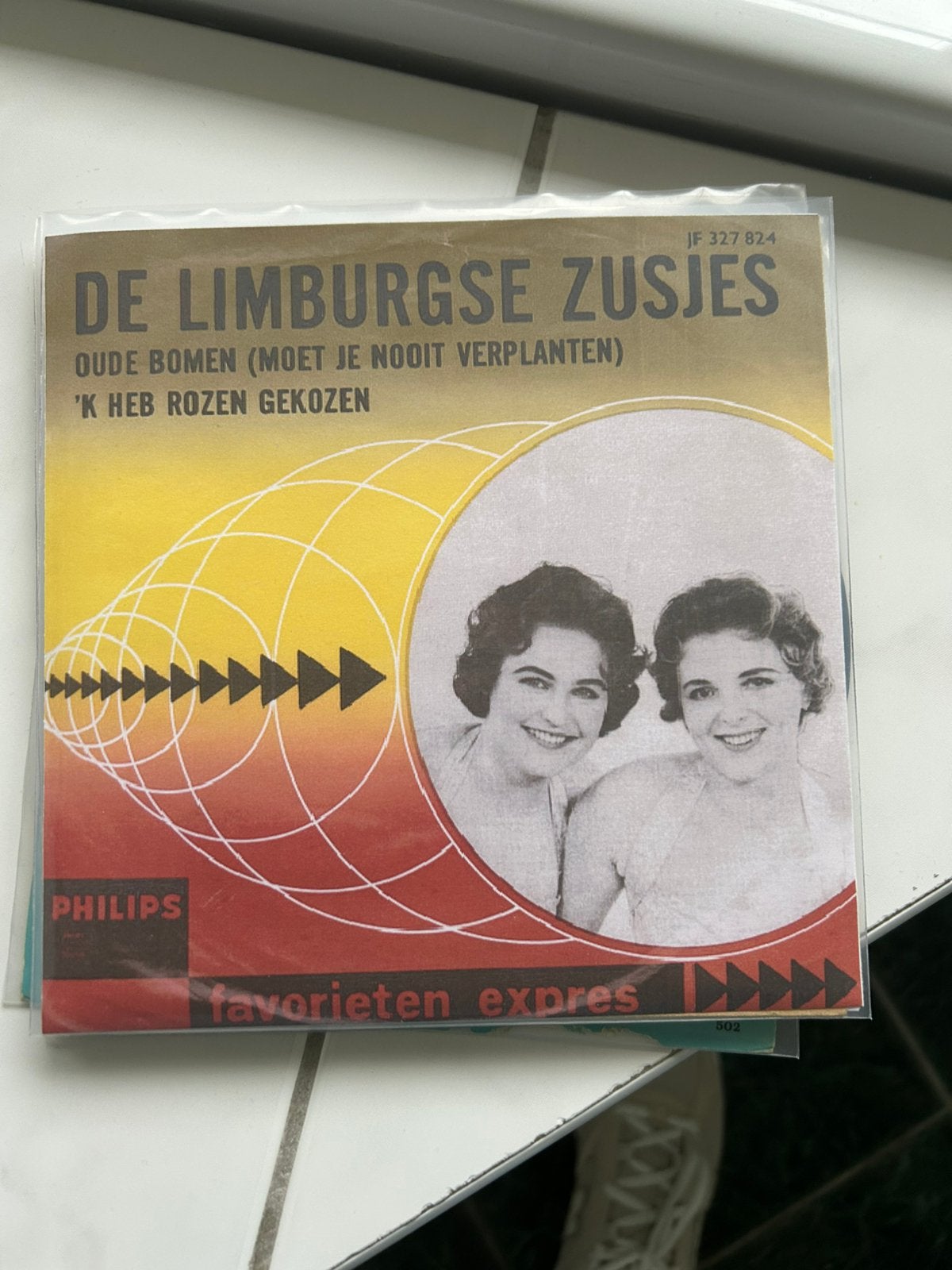 De Limburgse Zusjes - Oude Bomen / 'k Heb Rozen Gekozen, Ophalen of Verzenden, Gebruikt, Nederlandstalig