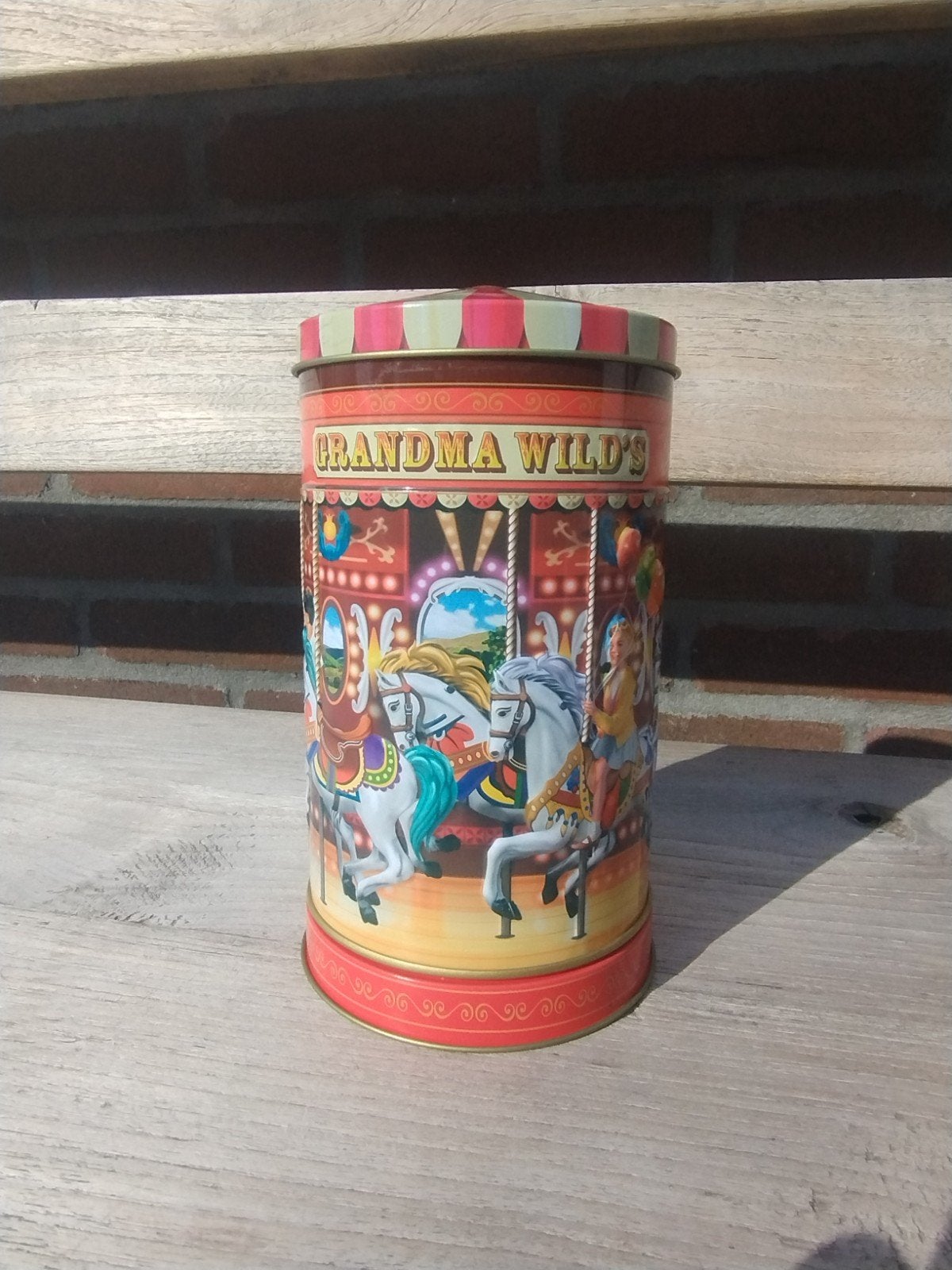 Grandma Wild's Biscuits, Carousel, Ophalen of Verzenden, Nieuw, Beschuit, Overige merken