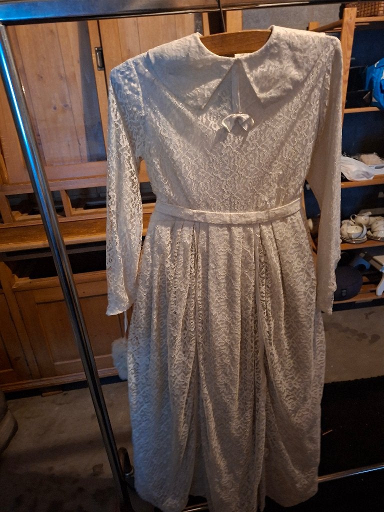 antieke trouwjurk, Antiek en Kunst, Ophalen of Verzenden, Dames