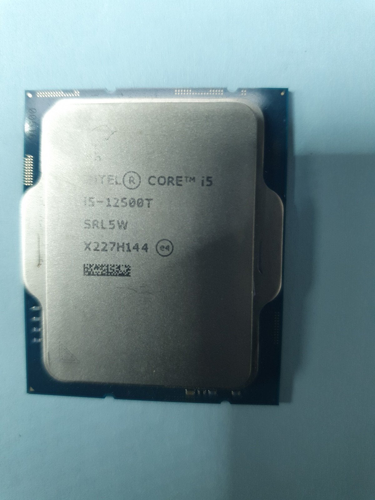 Intel Core i5-12500T Processor - Nieuwstaat, Computers en Software, 6-core, Zo goed als nieuw, Intel Core i5-12500T, LGA1700