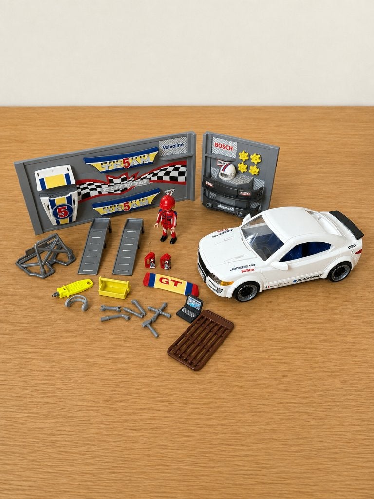 Playmobil 4365 Tuning Rennwagen met Licht + Werkplaats, Kinderen en Baby's, Speelgoed | Playmobil, Voertuig, Zo goed als nieuw