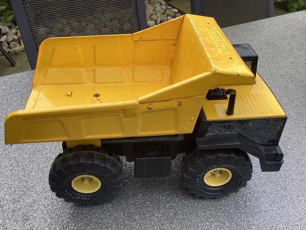 Tonka kiepauto metaal 45 jaar oud, Ophalen of Verzenden, Gebruikt