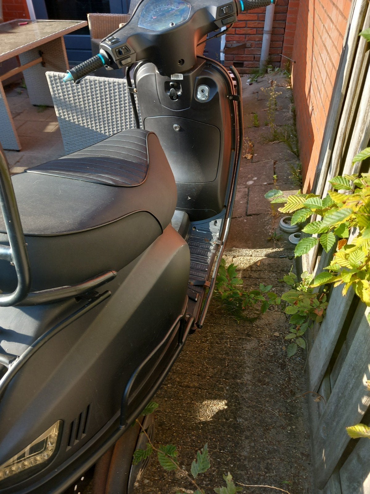 Scooter start wel, maar rijdt niet - voor de handige klusser, Fietsen en Brommers, Snorfietsen en Snorscooters, Ophalen of Verzenden