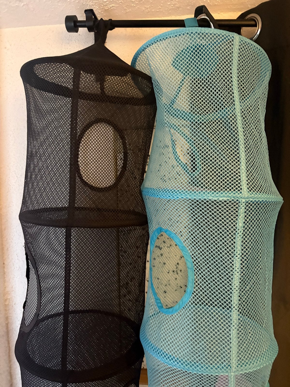 Hangende opbergers voor kleding of speelgoed, Ophalen, Gebruikt, Meerkleurig, Textiel