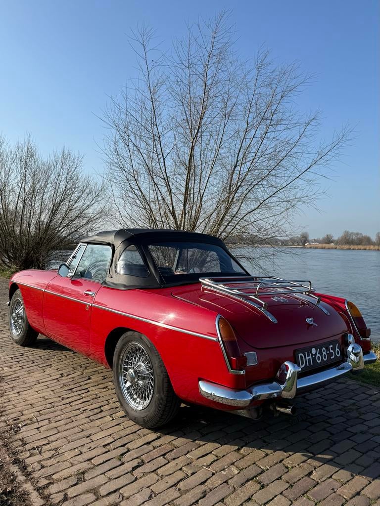 MG B 1.8 Cabriolet 1964 Rood, Auto's, MG, B, Zwart, Cabriolet, 990 kg