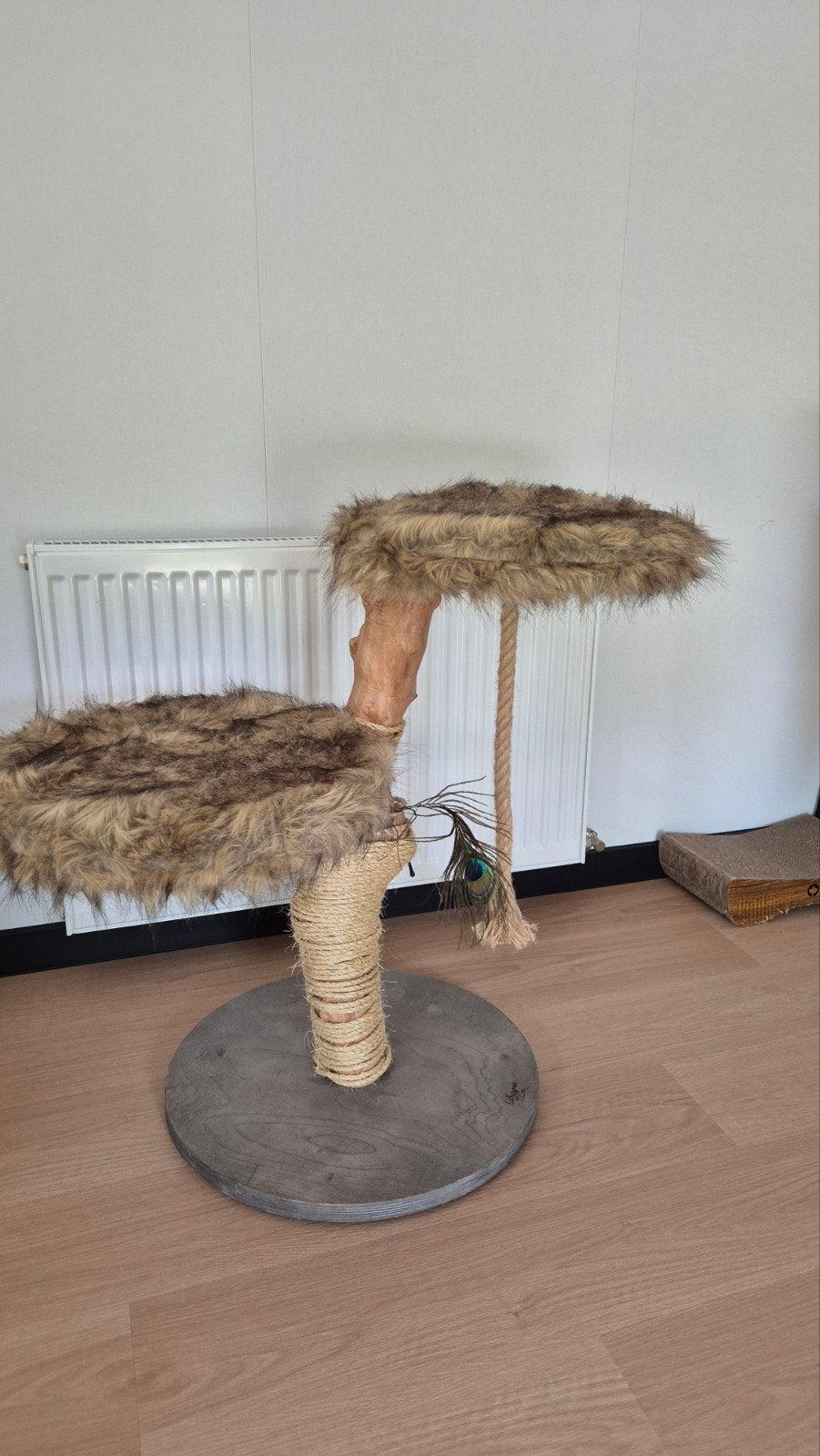 Kattenkrabpaal designed by lotte, Ophalen of Verzenden, Zo goed als nieuw, Krabpaal