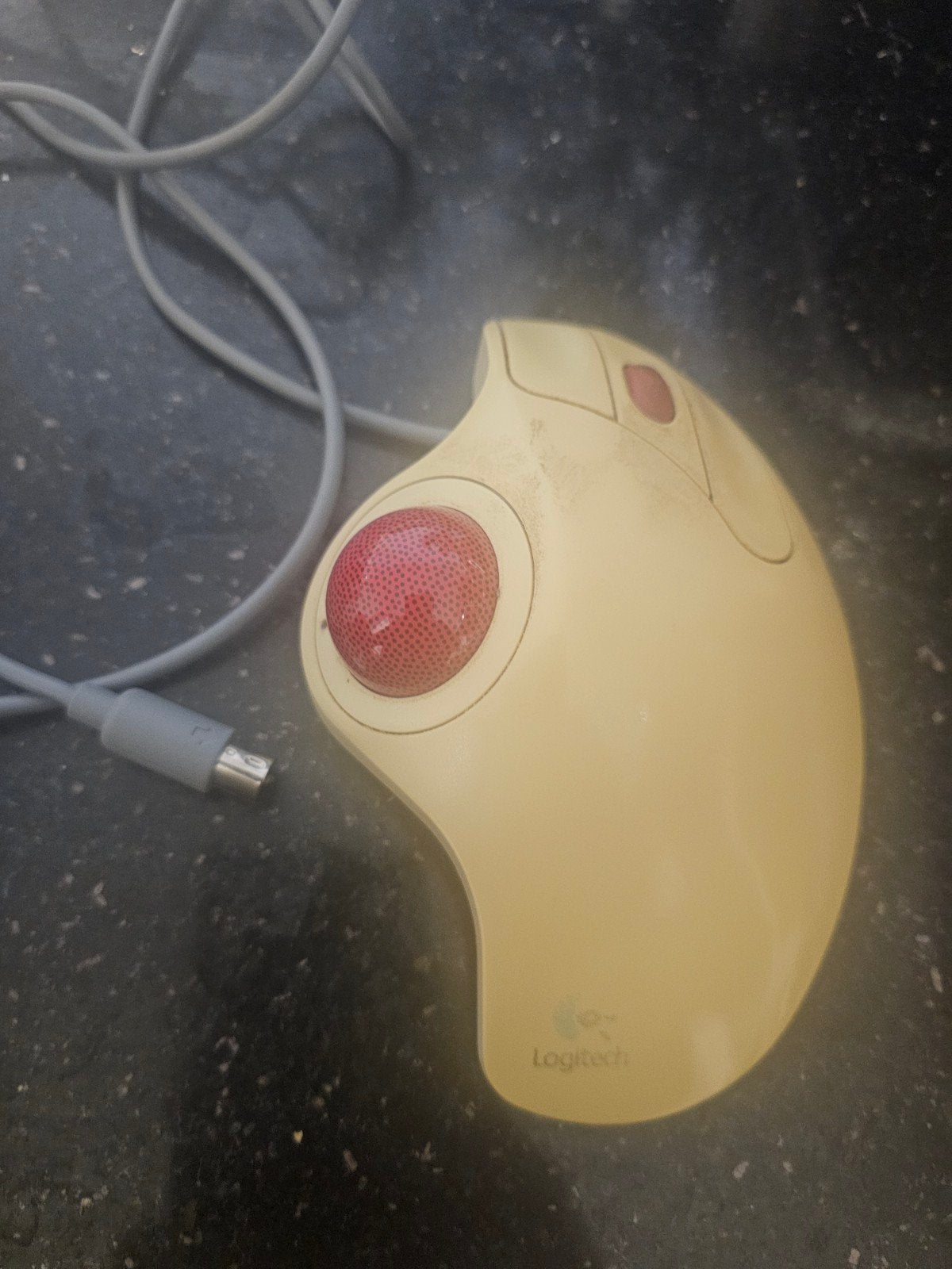 Mouse Logitech TrackMan Marble+ PS/2, Ophalen of Verzenden, Gebruikt, Bedraad, Muis