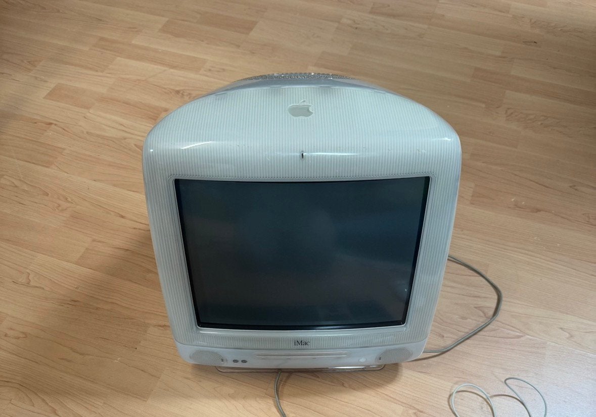 Vintage Apple iMac G3 - Snow White., Computers en Software, Apple Desktops, Zo goed als nieuw, iMac, Minder dan 2 Ghz, Ophalen of Verzenden