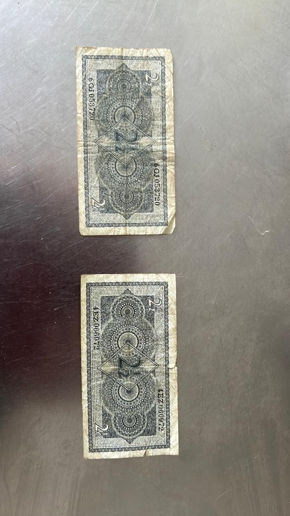2x Nederlands Muntbiljet 2½ Gulden Juliana 1949, Postzegels en Munten, Ophalen of Verzenden, 2½ gulden, Setje