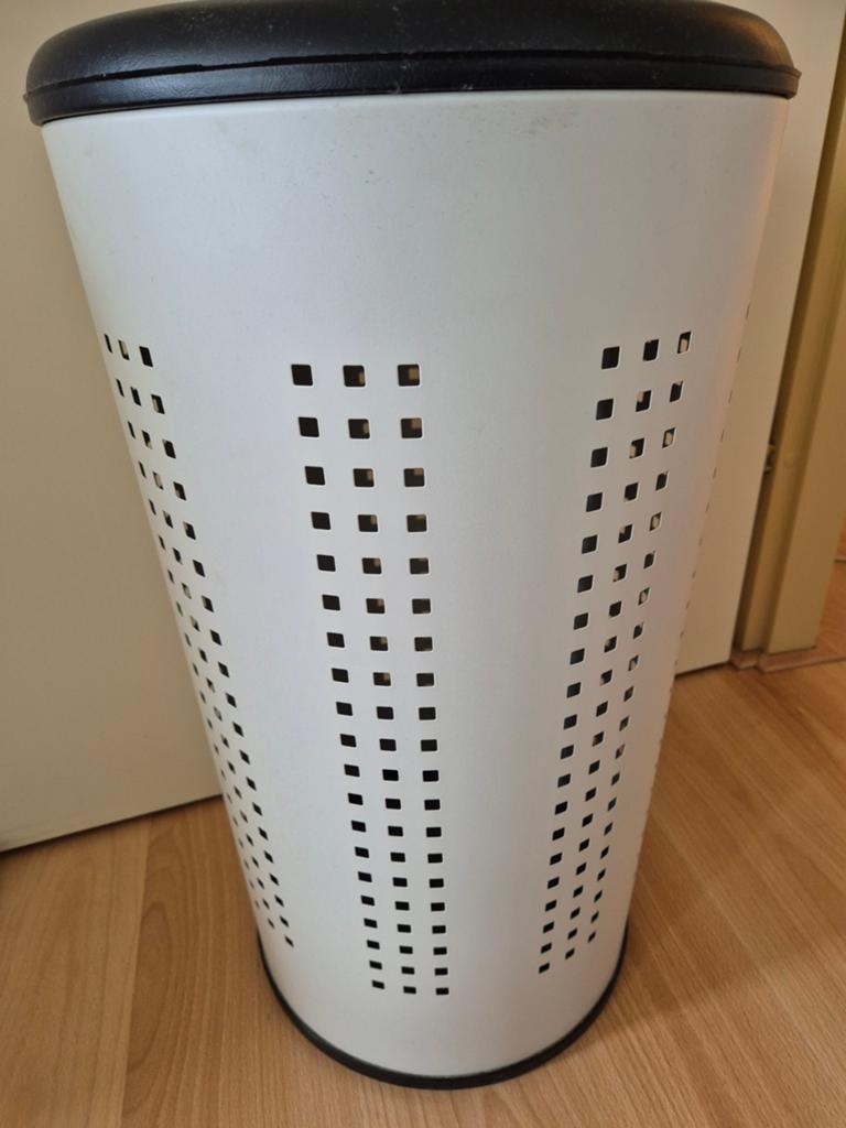 Wasmand, Ophalen, Wit