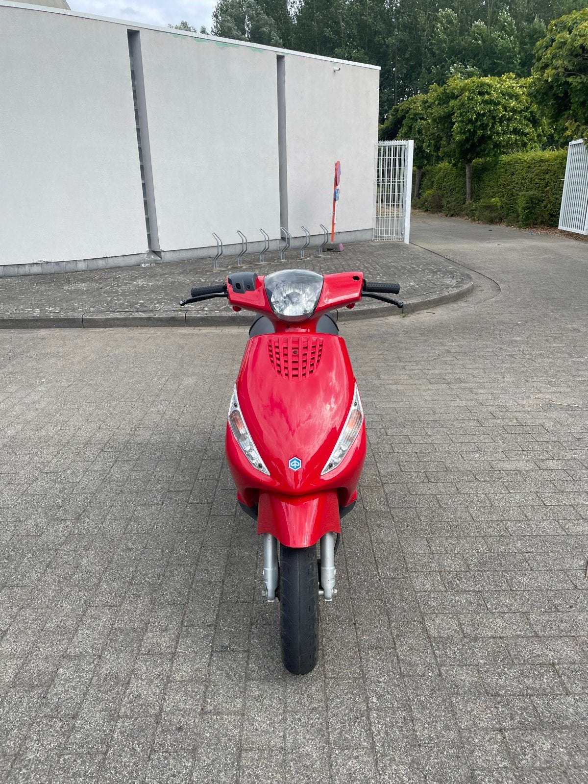 Piaggio Zip Scooter - Rood, Fietsen en Brommers, Ophalen, Piaggio, Gebruikt, Benzine