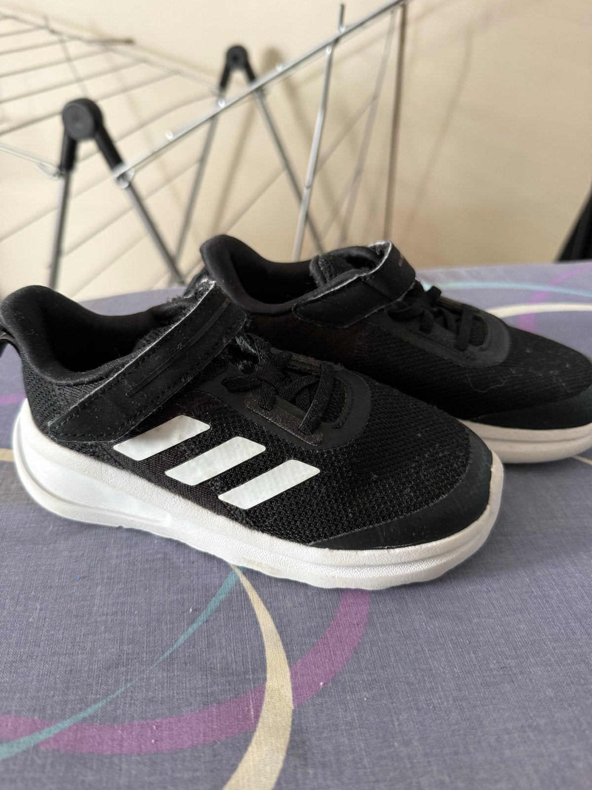 Adidas sneakers/gymschoenen maat 27, Gebruikt, Ophalen of Verzenden, Jongen of Meisje, Sportschoenen