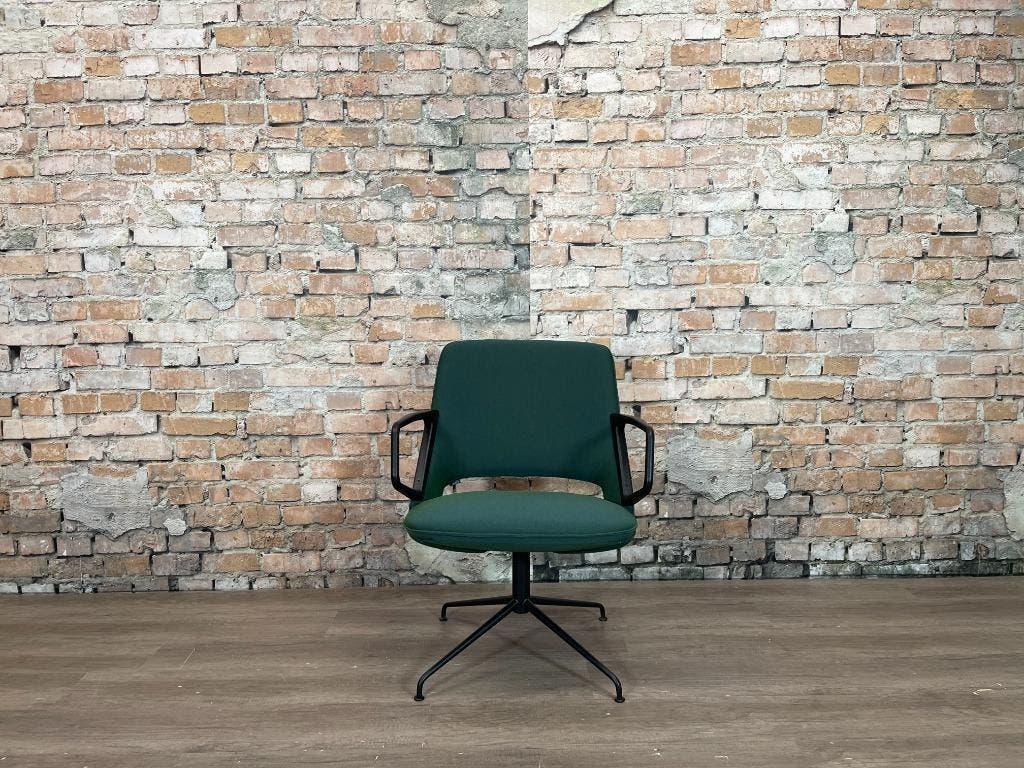 Artifort Zuma bij TheReSales, Huis en Inrichting, Fauteuils, 75 tot 100 cm, Ophalen of Verzenden, Zo goed als nieuw, Stof