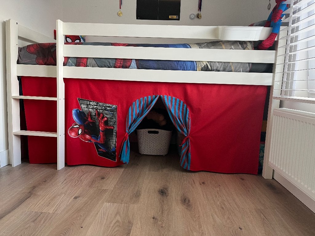 SpiderMan Hoogslaper compleet incl. aankleding, Kinderen en Baby's, Kinderkamer | Stapelbedden en Hoogslapers, Gebruikt, Hoogslaper