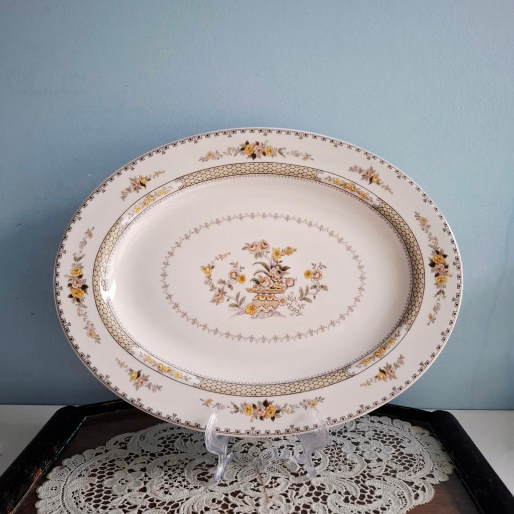 Royal Doulton 'Hamilton', grote ovale serveerschaal, Antiek en Kunst, Antiek | Servies los, Ophalen of Verzenden
