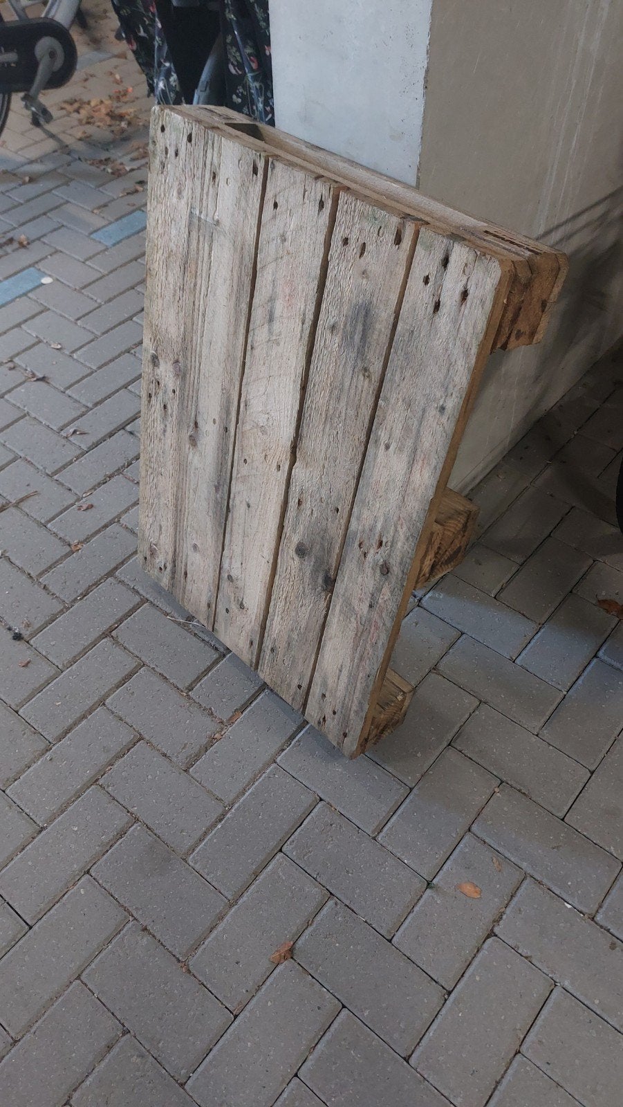 Pallet 90 x 80 cm, Ophalen, Minder dan 25 mm, Minder dan 200 cm, Vuren