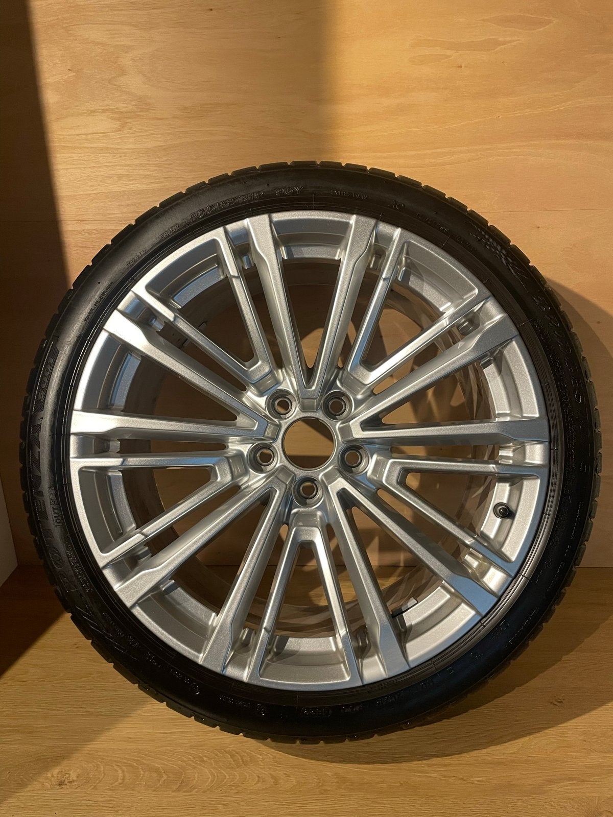 Audi A5 S5 19 inch originele velgen ZGAN (incl. Bridgestone), Gebruikt, 255 mm, Banden en Velgen, Personenwagen