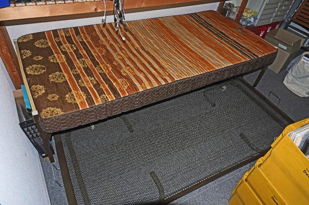 Bed met onderschuifbed en 1 matras., Huis en Inrichting, Ophalen, Gebruikt, 90 cm, Eenpersoons