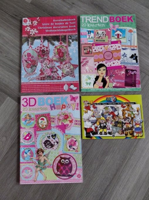 4x boekje met 3d knipvellen, Ophalen of Verzenden, Zo goed als nieuw, Natuur, Knipvel